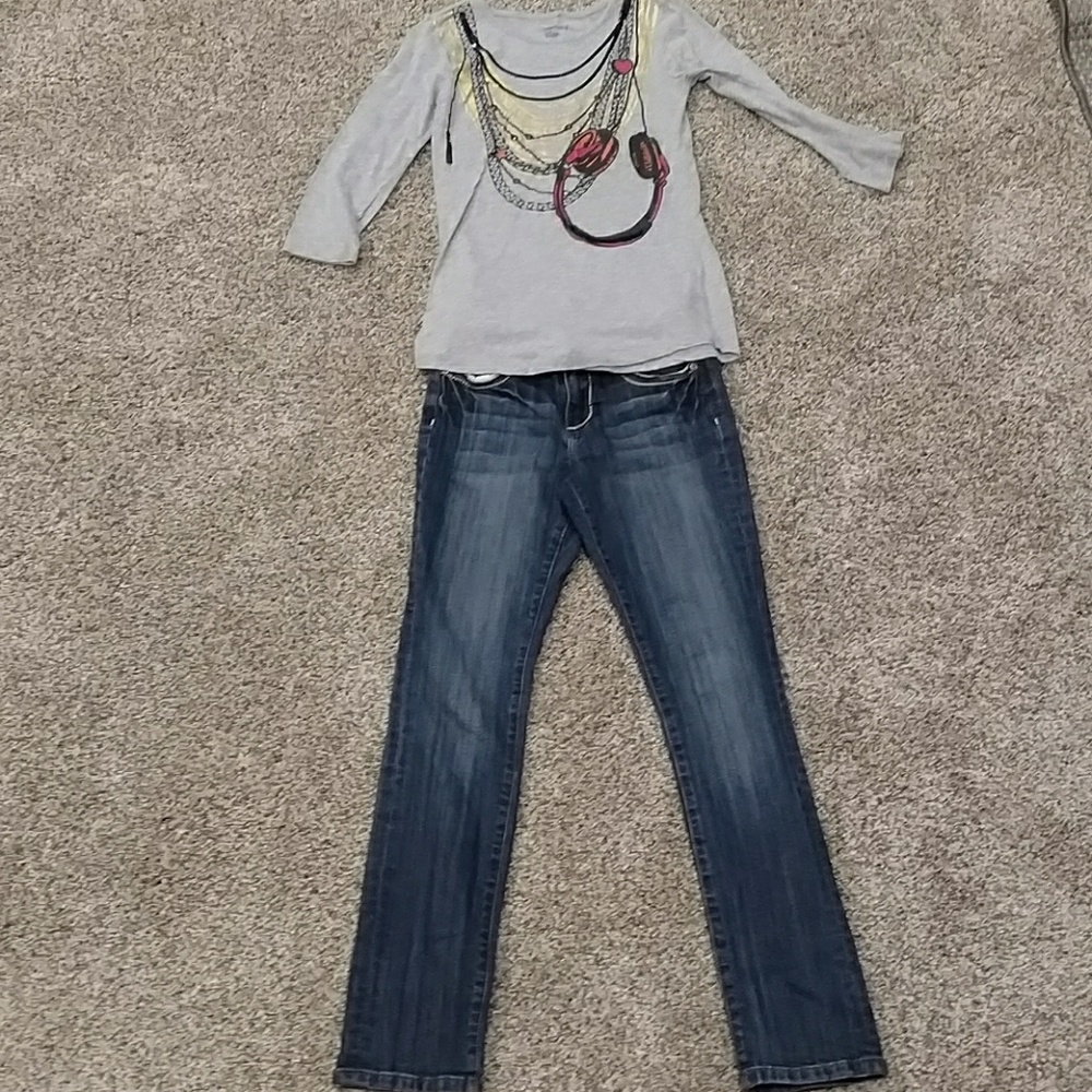 Seven7 jeans, size 8 and a cute shirt